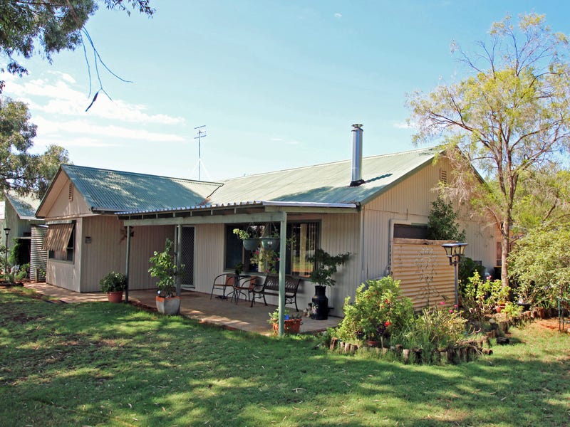 377 Kulkyne Street, Renmark West, SA 5341