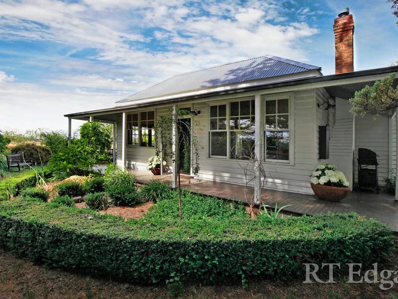 302 Redesdale Road, Vic 3444 House for Sale
