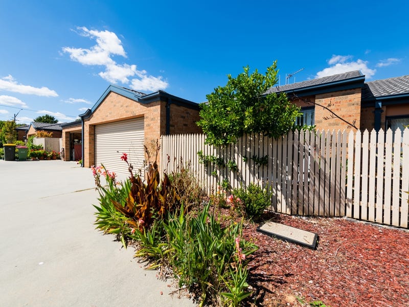 4/11 Yass Road, Queanbeyan, NSW 2620 Property Details