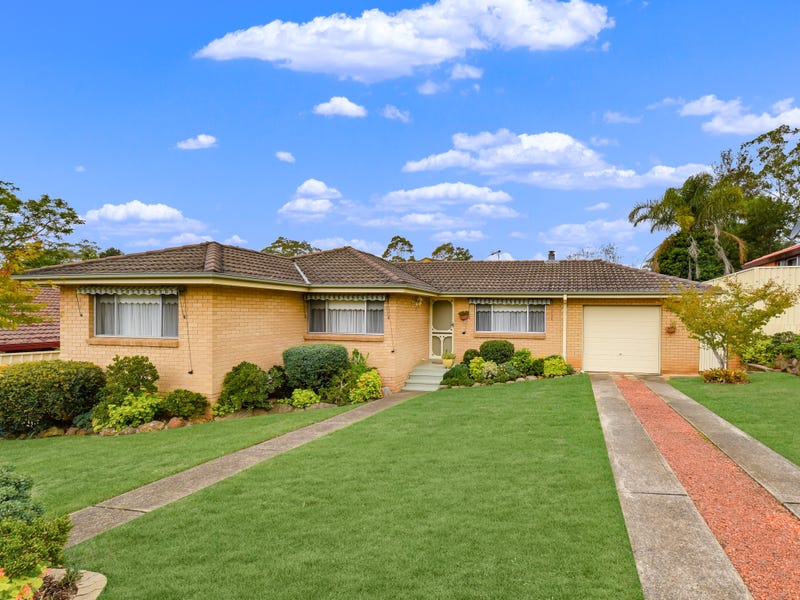 272 The Parkway, Bradbury, NSW 2560