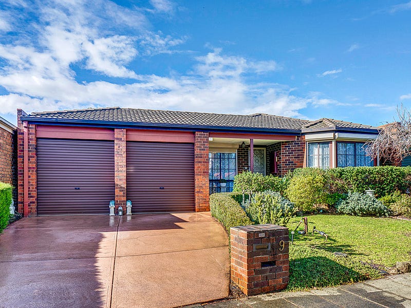 Real Estate & Property for Sale in Lynbrook, VIC 3975