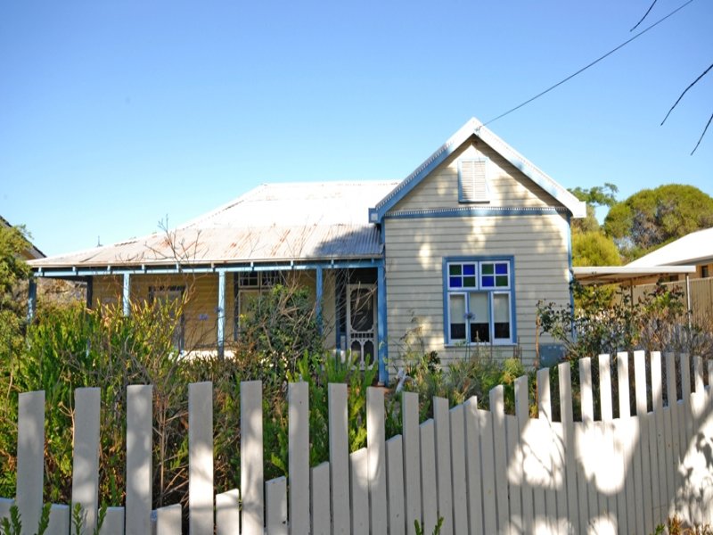 108 Whitfield Street, Bassendean, WA 6054 Property Details