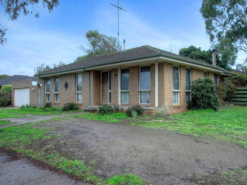 25 Coniston Avenue, Berwick, Vic 3806 Property Details