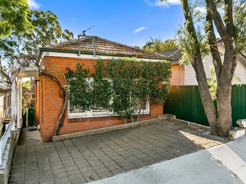 15 Caroline Street, Earlwood, NSW 2206 Property Details