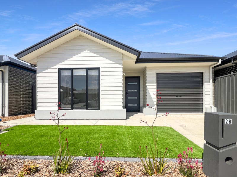 28 Calypso Circuit, Munno Para, SA 5115 House for Rent