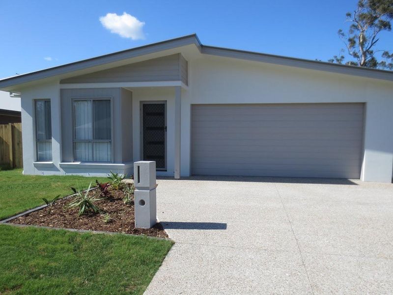 16 Daintree Court, Park Ridge, QLD 4125