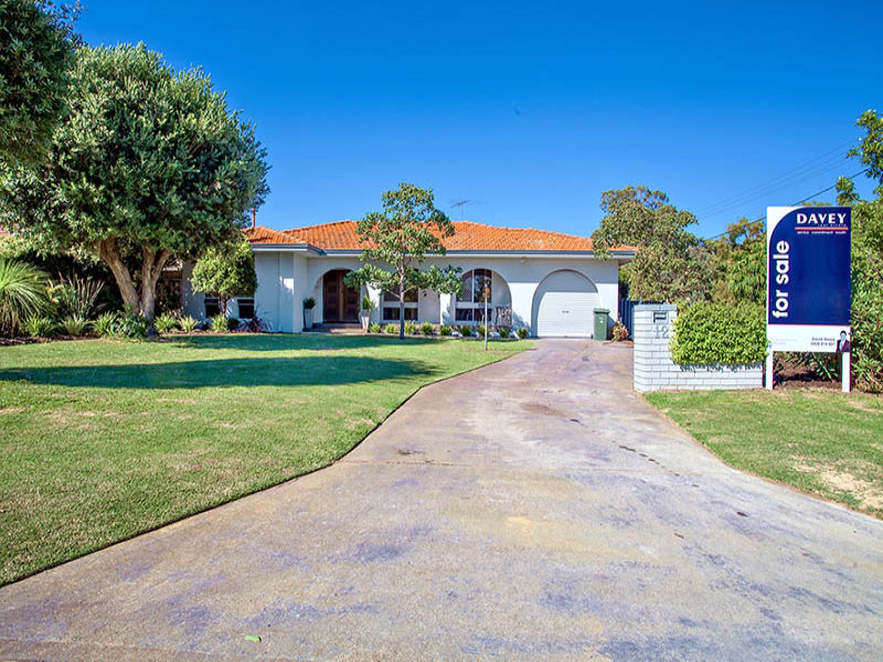 12 Mudalla Place, Wanneroo, WA 6065 Property Details