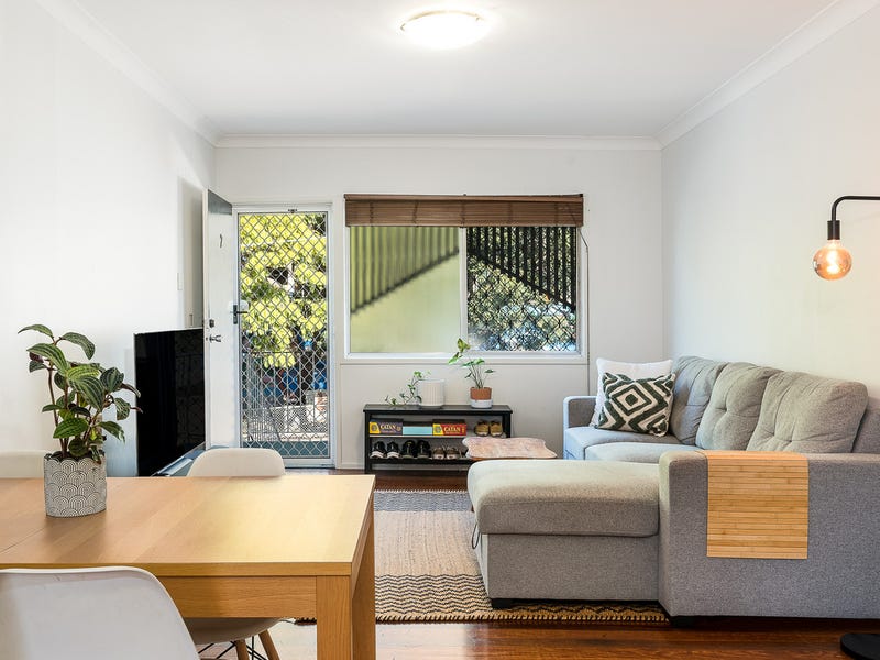 2/31 Harris Street, Windsor, Qld 4030 Property Details