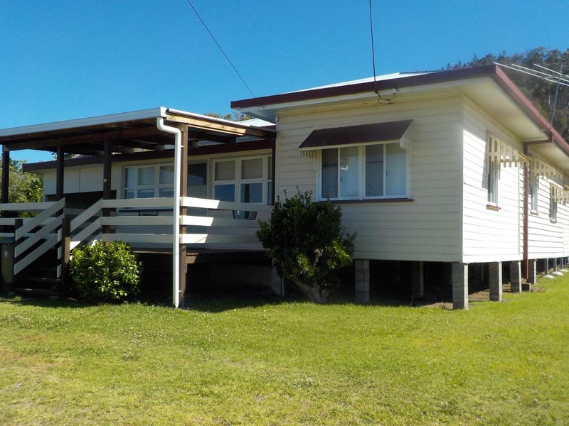 77 Amosfield Road, Stanthorpe, QLD 4380