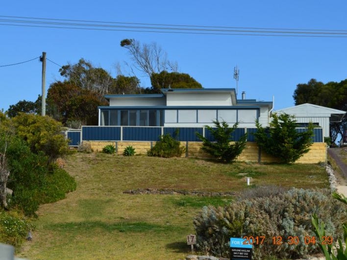17 Cape Buffon Drive, Southend, SA 5280