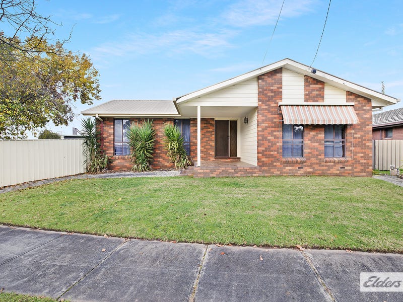 13 Sapphire Circuit, Wodonga, Vic 3690 Property Details