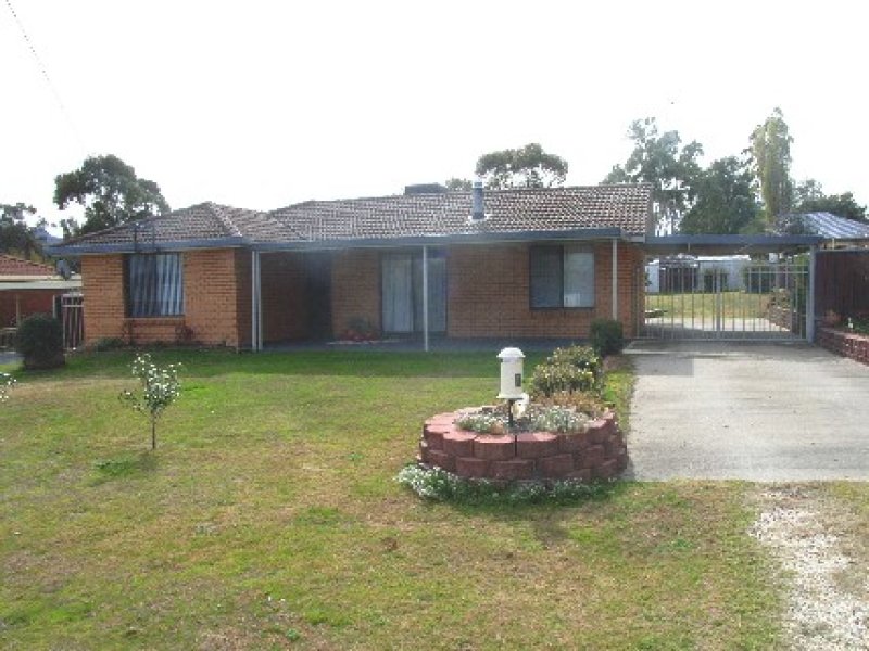 1 PRIVET, Kootingal, NSW 2352 Property Details