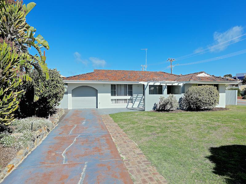 66 Cook Avenue, Hillarys, WA 6025 Property Details