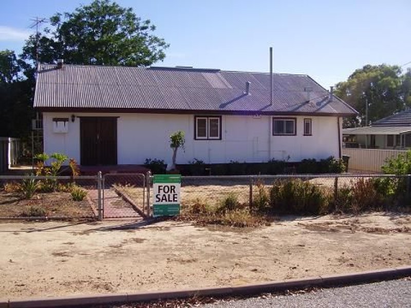 11 Scott Street, Wyalkatchem, WA 6485