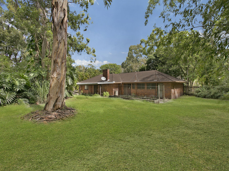 13 Grassdale Road, Belmont, Qld 4153 - Property Details