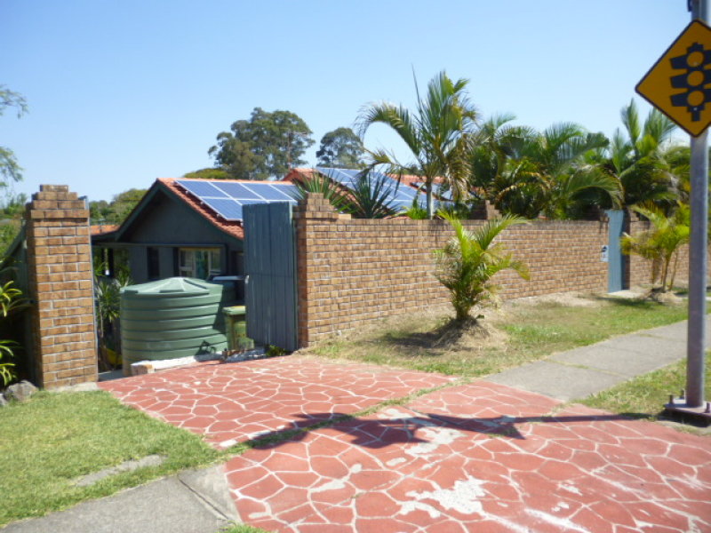 407 Nursery Road, Holland Park, QLD 4121