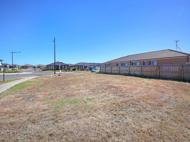 7 Shearwater Drive, Armstrong Creek, VIC 3217