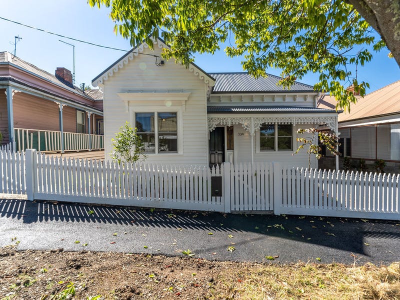 334 Peel Street N, Black Hill, VIC 3350