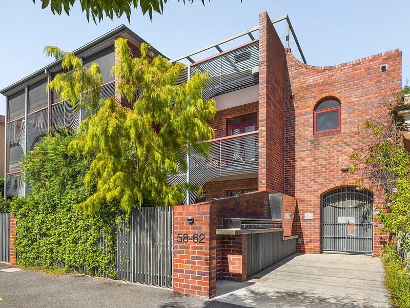 4/5862 Street, Fitzroy, Vic 3065 Property Details
