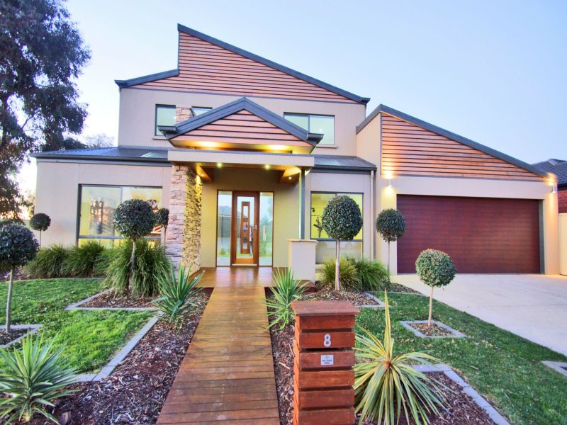 8 Arrowsmith Crescent, Mooroopna, Vic 3629 Property Details