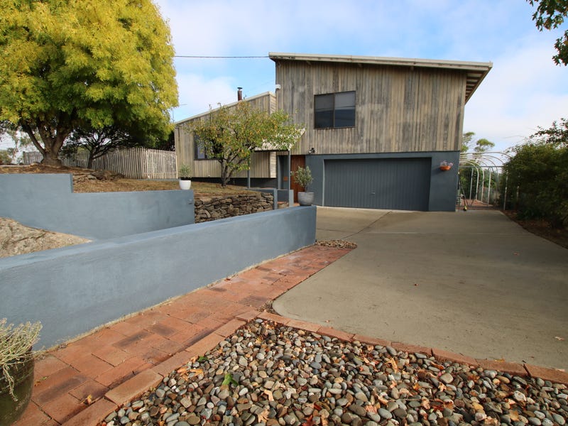 69 Egan Street, Cooma, NSW 2630