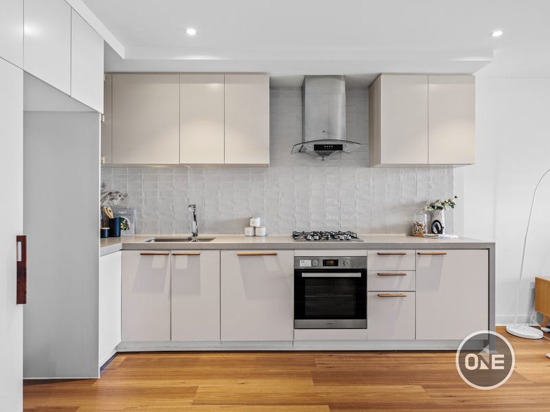 404/19-21 Poplar Street, Box Hill, VIC 3128 - realestate.com.au 404/19-21 Poplar Street, Box Hill, VIC 3128 - realestate.com.au