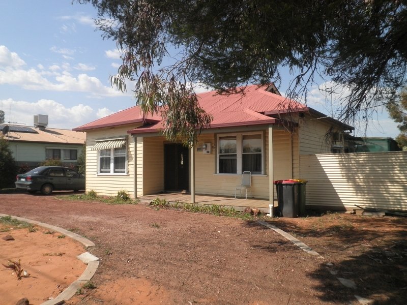 143 Mccallum Street, Swan Hill, VIC 3585