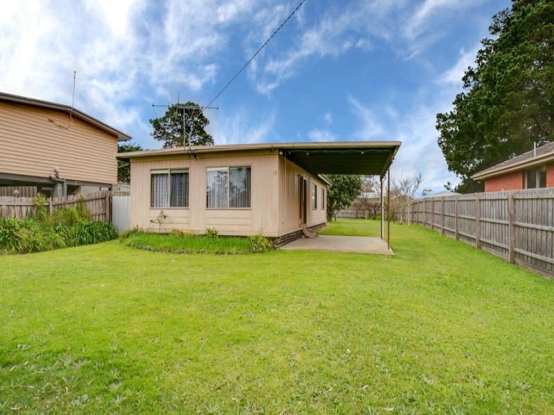 12 Russell St, Tootgarook, Vic 3941 Property Details