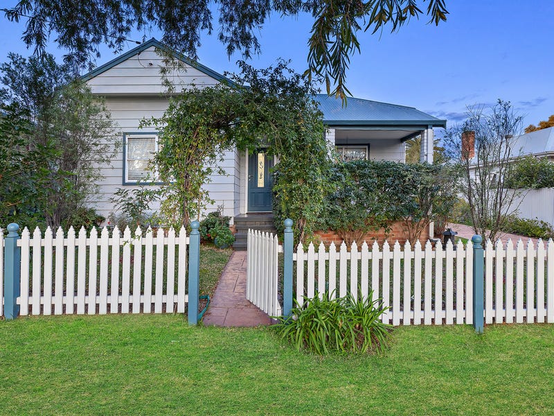 20 Desmond Street, Cessnock, NSW 2325