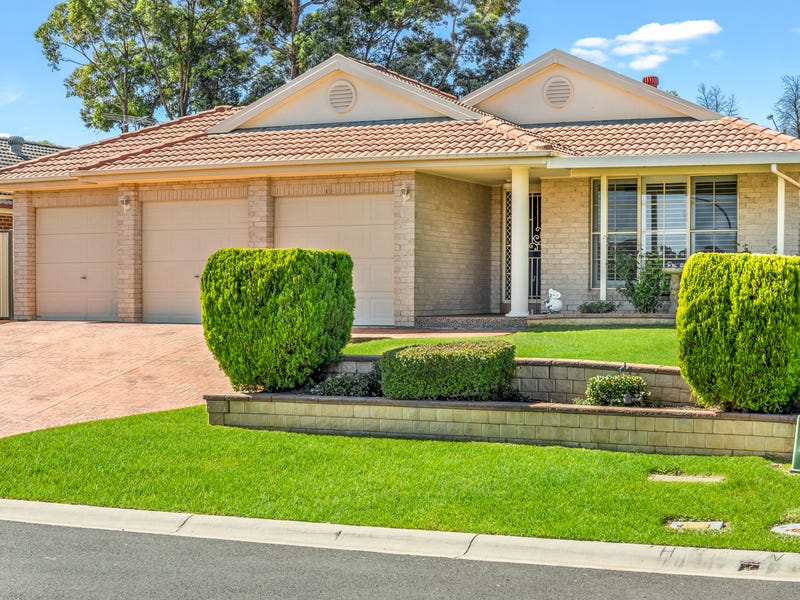 36 Galloway Cres, St Andrews, NSW 2566