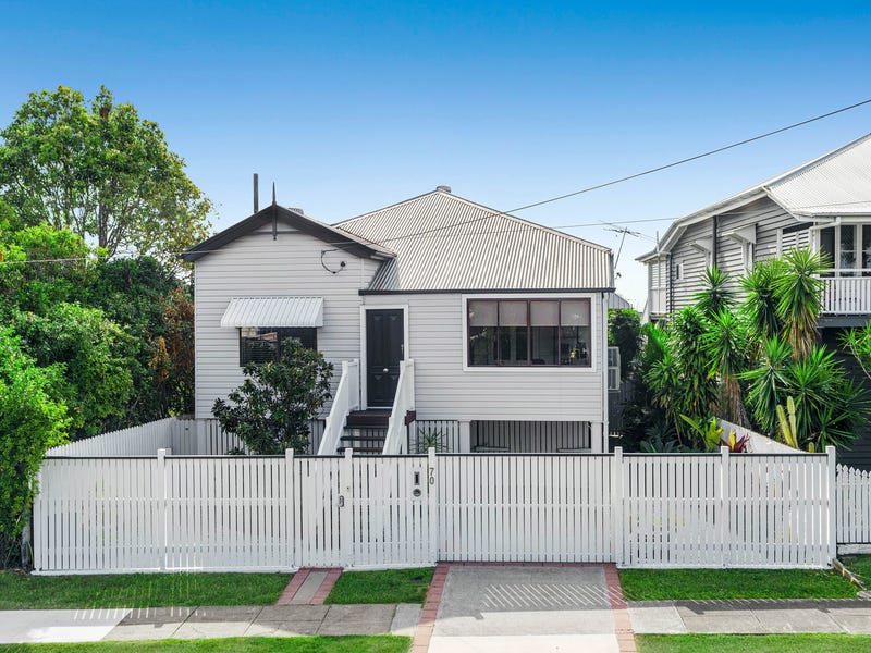 70 Gordon Parade, Manly, Qld 4179 Property Details