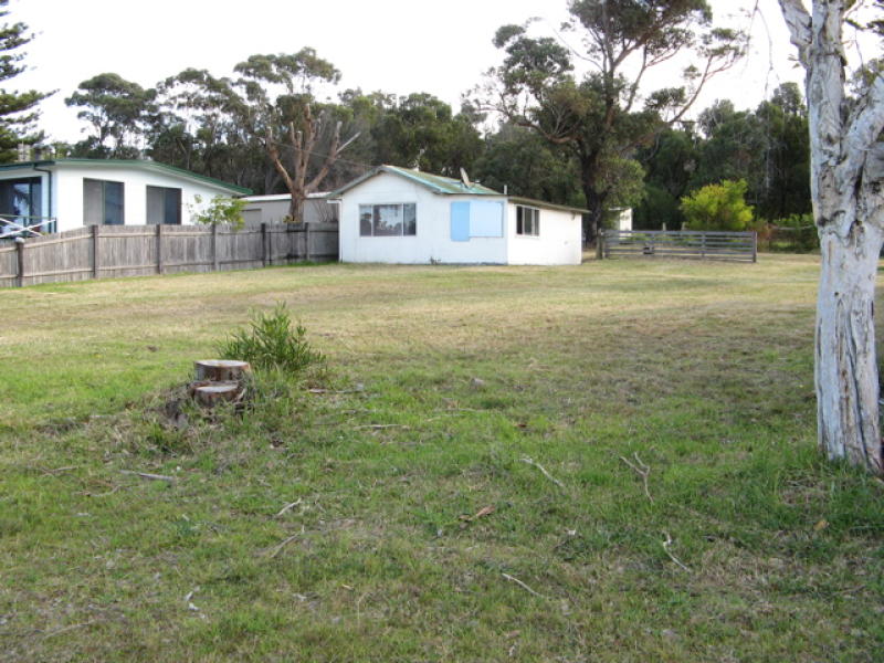 7 Princes Highway, Burrill Lake, NSW 2539