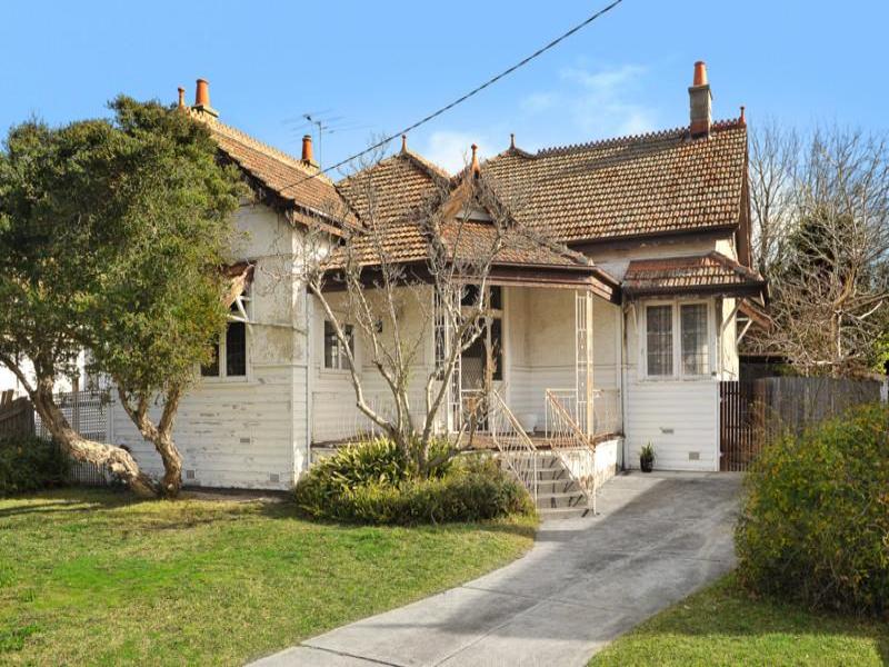 15 Ridgeway Avenue, Kew, VIC 3101