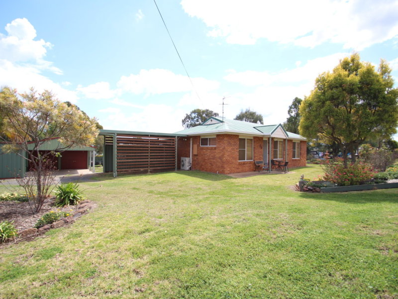 13 Petersens Road, Kingsthorpe, Qld 4400 Property Details