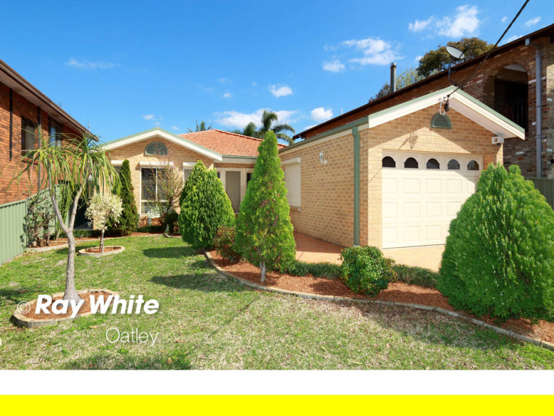 19 Jacques Avenue, Peakhurst, NSW 2210
