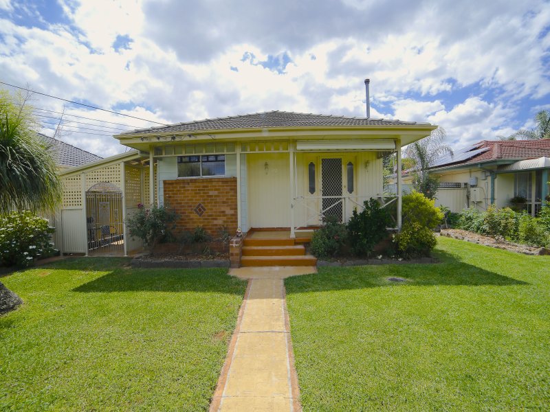 70 Mawson Drive, Cartwright, NSW 2168 Property Details
