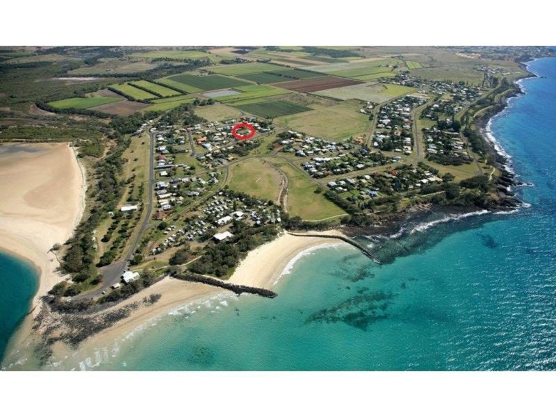 40 Bluewater Drive, Elliott Heads, QLD 4670