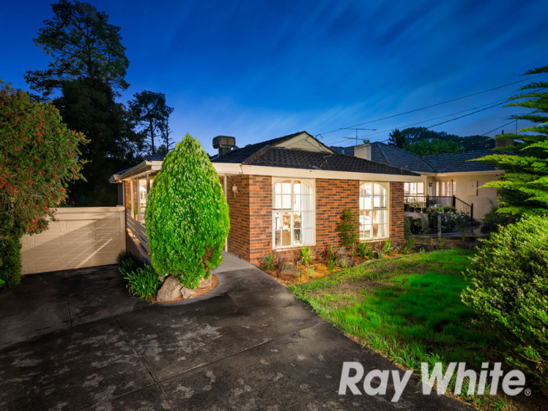 16 Boronia Grove, Doncaster East, VIC 3109