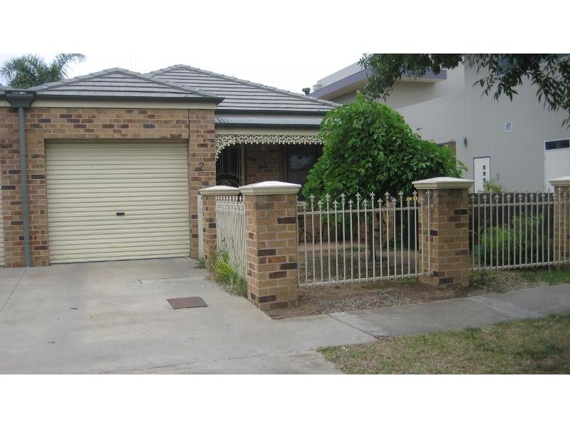 2/9 Echuca Street, Moama, NSW 2731 Property Details