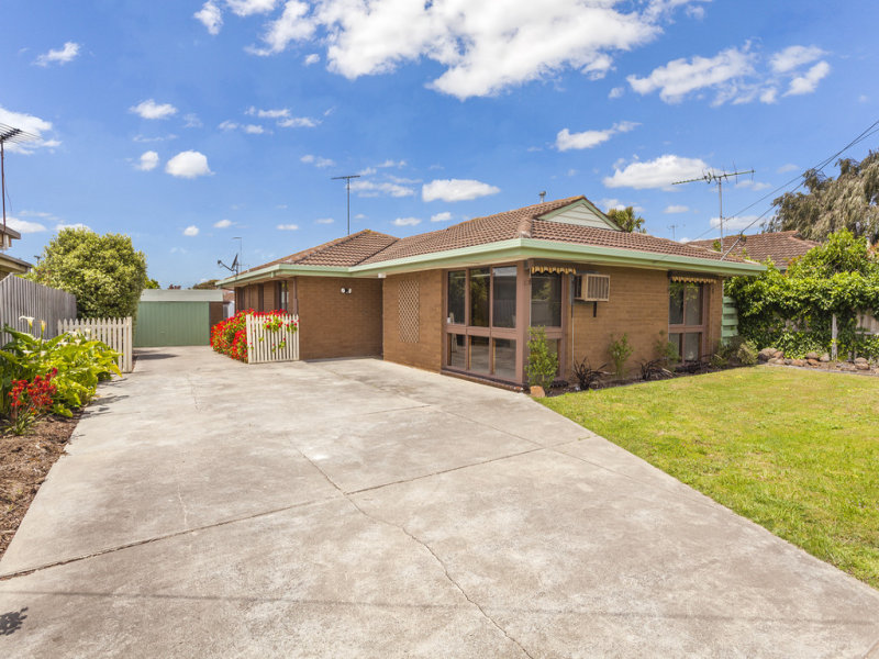 75 Burdoo Drive, Grovedale, VIC 3216