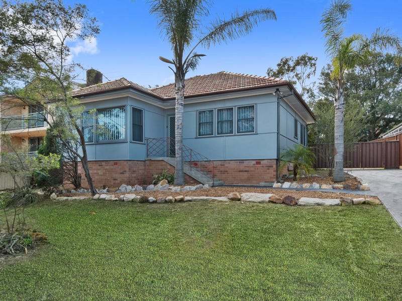 12 Fewtrell Avenue, Revesby Heights, NSW 2212