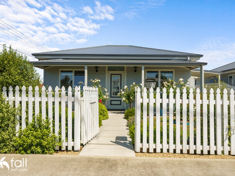 1/17 Walker Street, Sorell, Tas 7172 Property Details