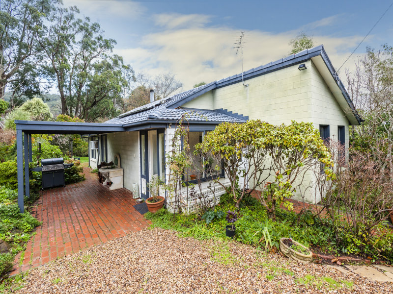 760 Mount Macedon Road, Mount Macedon, VIC 3441