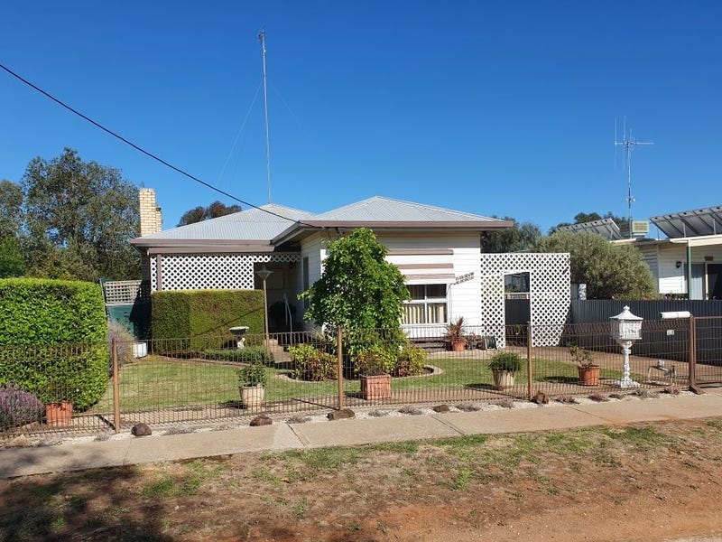 419 Broadway, Wycheproof, Vic 3527 Property Details