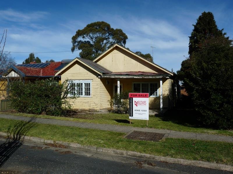 16 Moulder St, Orange, NSW 2800 Property Details