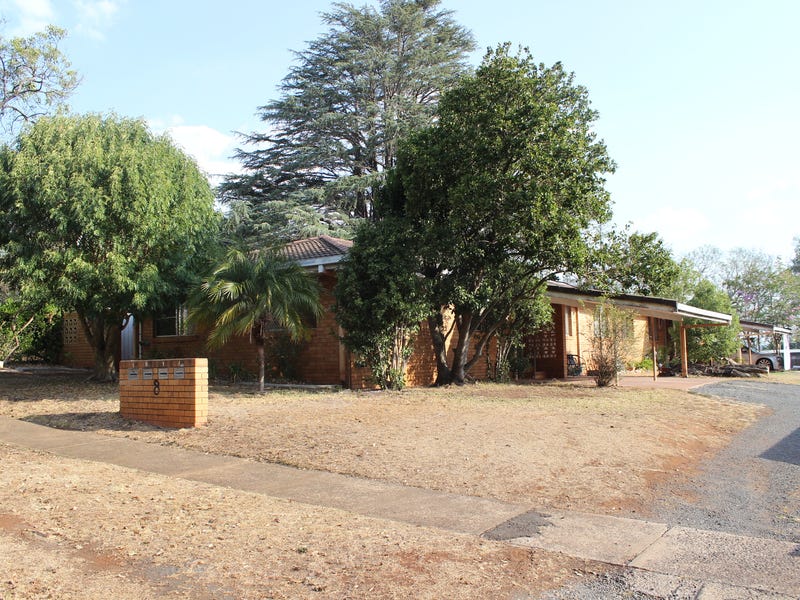 1/8 Moloney Street, North Toowoomba, QLD 4350