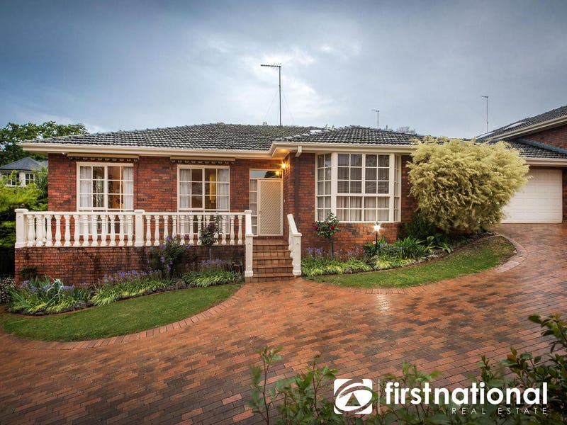 2/32 Langmore Lane, Berwick, Vic 3806 Property Details