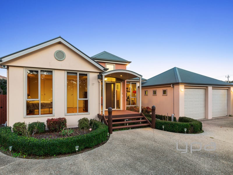 37 Revell Street, Blairgowrie, Vic 3942 Property Details