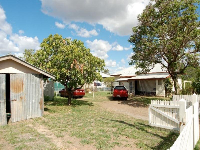 112 Grevillea St, Biloela, Qld 4715 Property Details