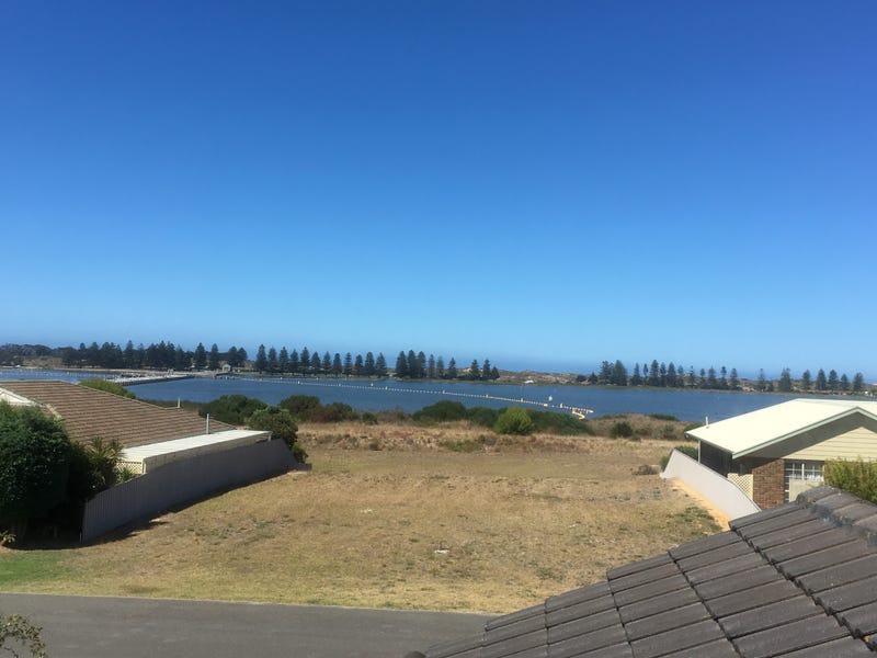 8 Excelsior Parade, Hindmarsh Island, SA 5214